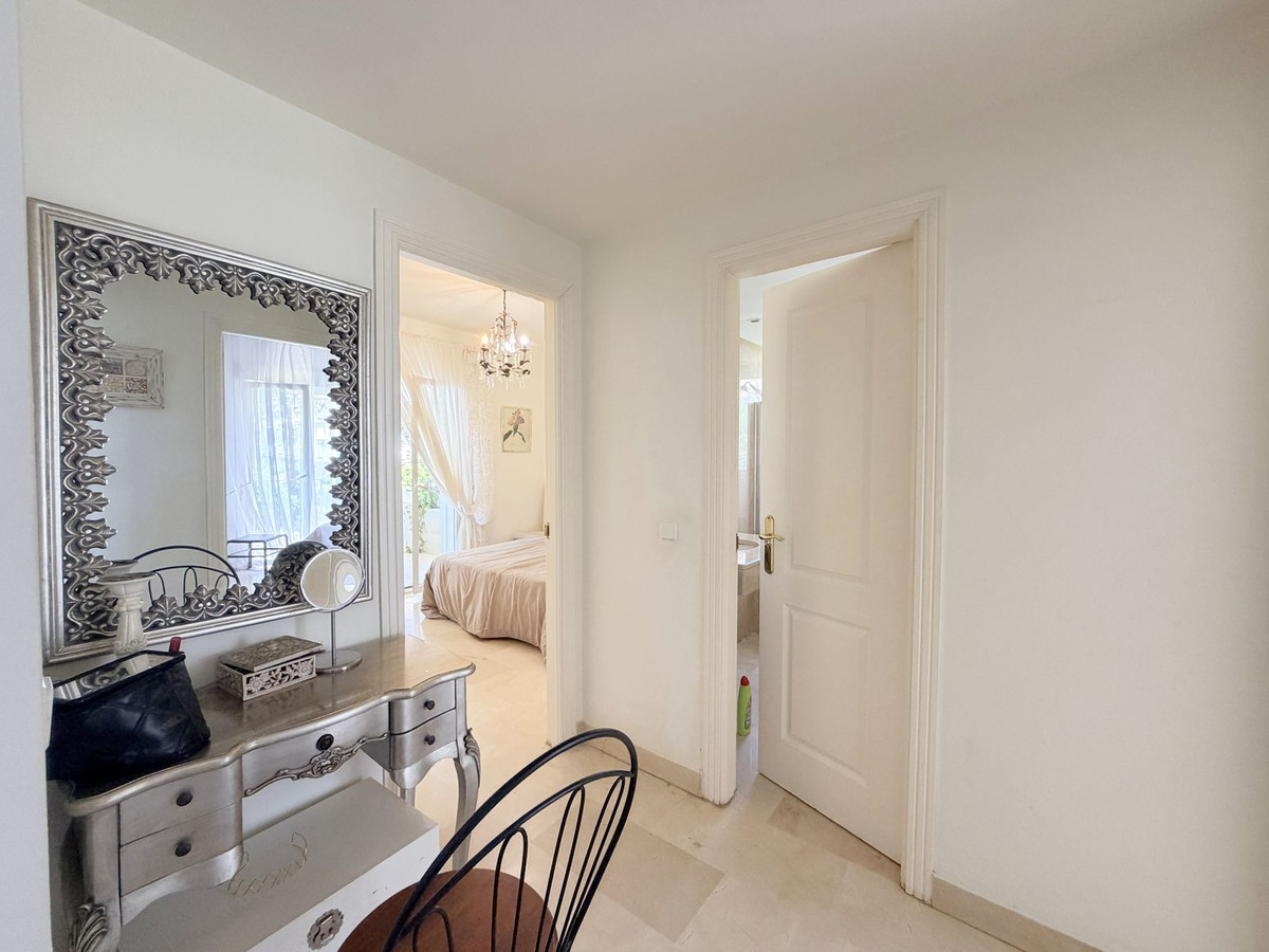 Appartement te koop in Estepona | 3 slaapkamers H5435722