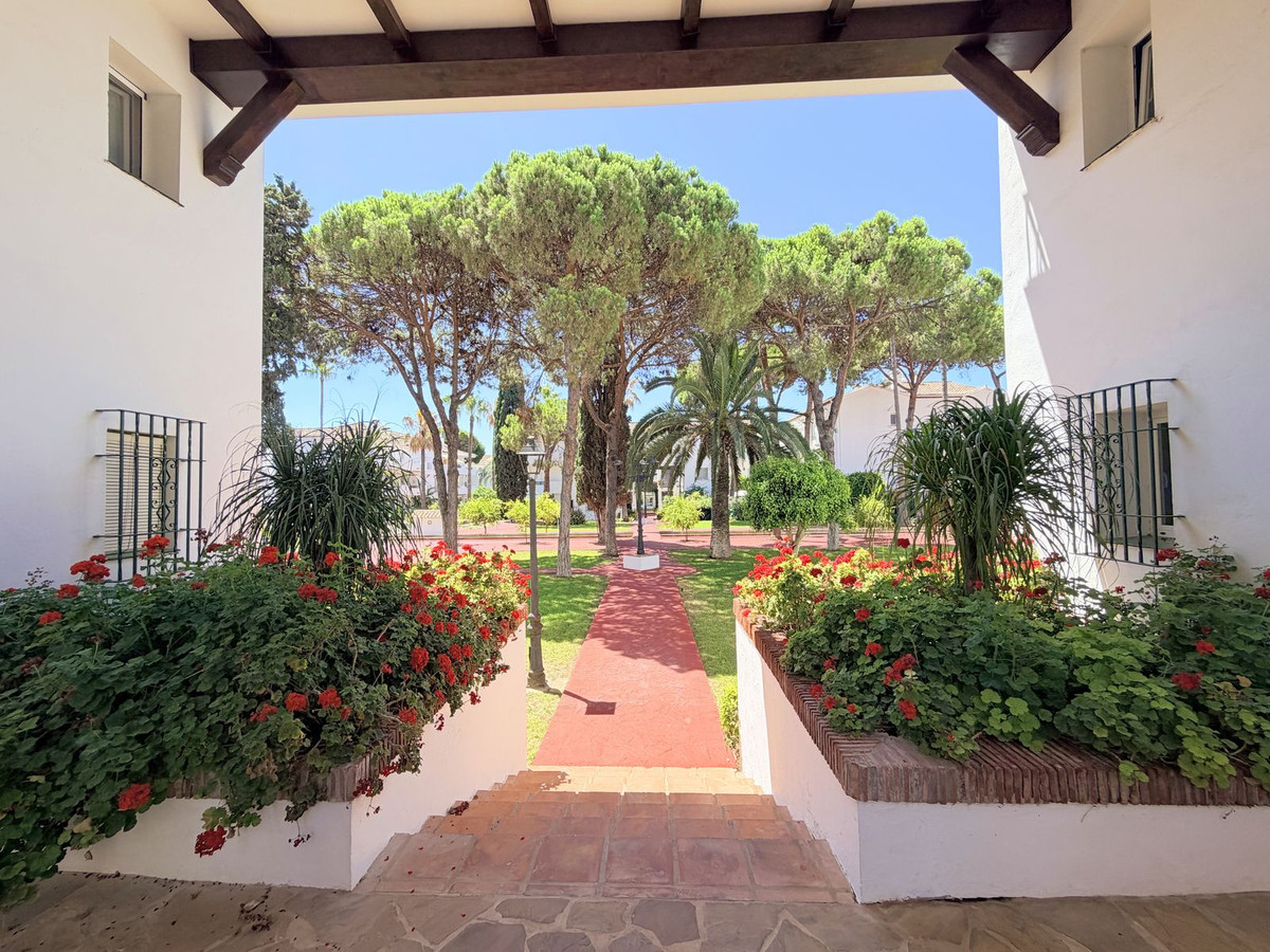 Appartement te koop in Estepona | 3 slaapkamers H5435722
