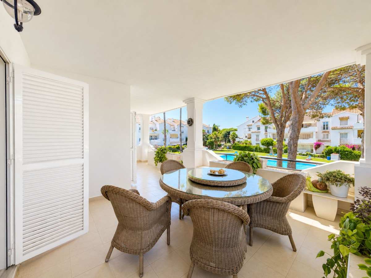 Appartement te koop in Estepona | 3 slaapkamers H5435722