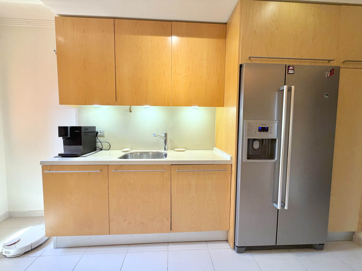 Appartement te koop in Estepona | 2 slaapkamers H5436232