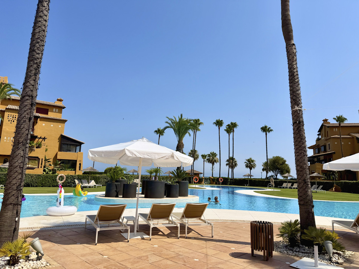 Appartement te koop in Estepona | 2 slaapkamers H5436232