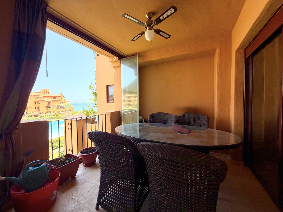 Appartement te koop in Estepona | 2 slaapkamers H5436232