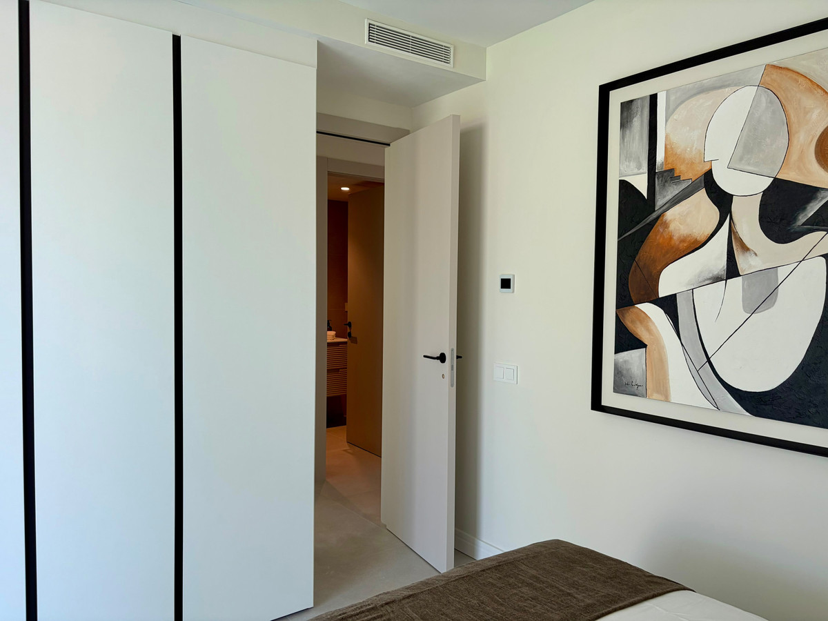 Appartement te koop in Estepona | 4 slaapkamers H5436250