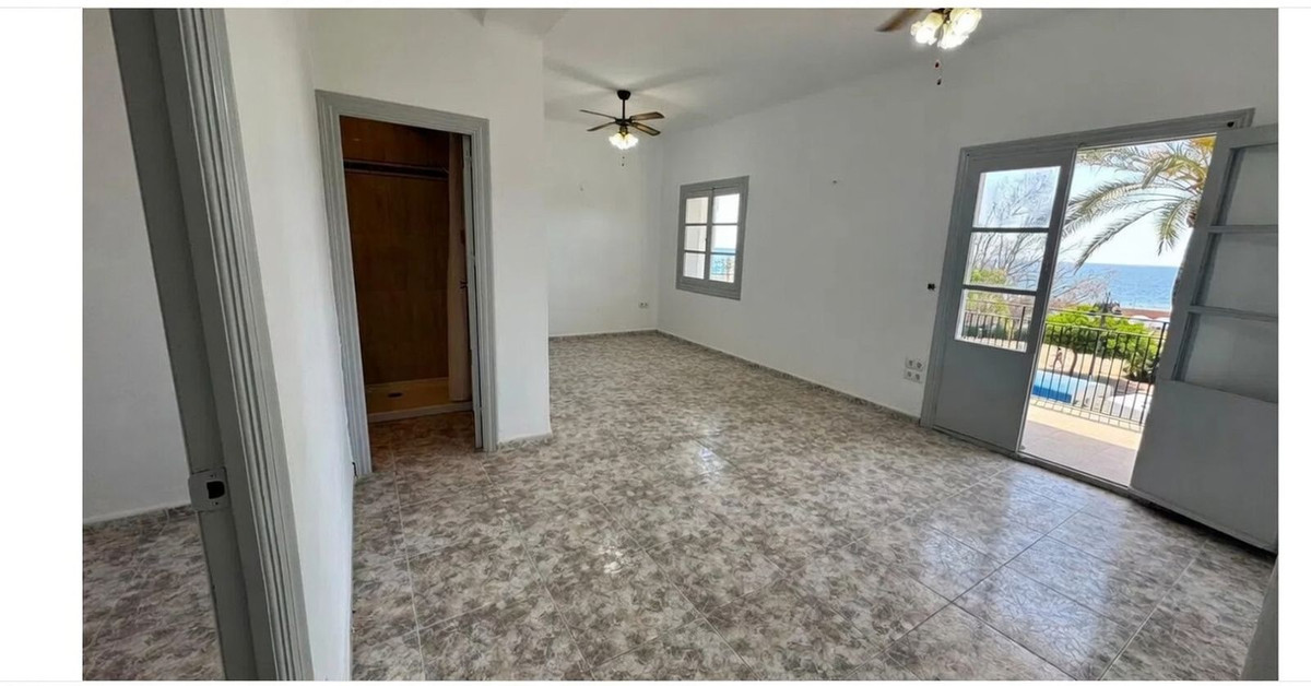 Appartement te koop in Estepona | 3 slaapkamers H5437039