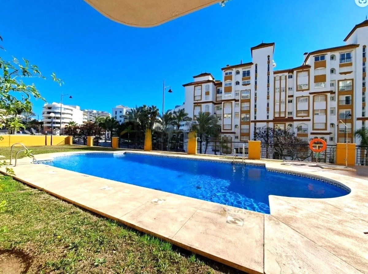 Appartement te koop in Estepona | 1 slaapkamers H5437354
