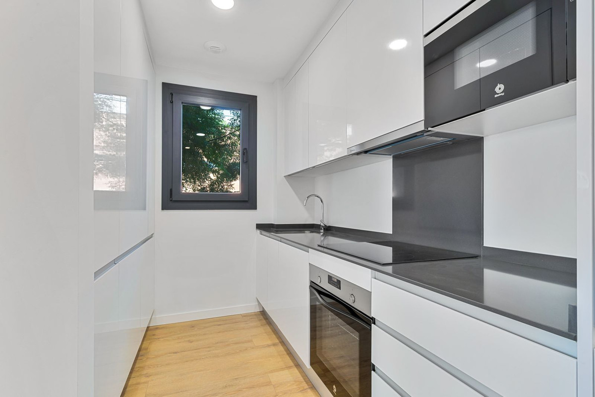 Appartement te koop in Estepona | 2 slaapkamers H5437429