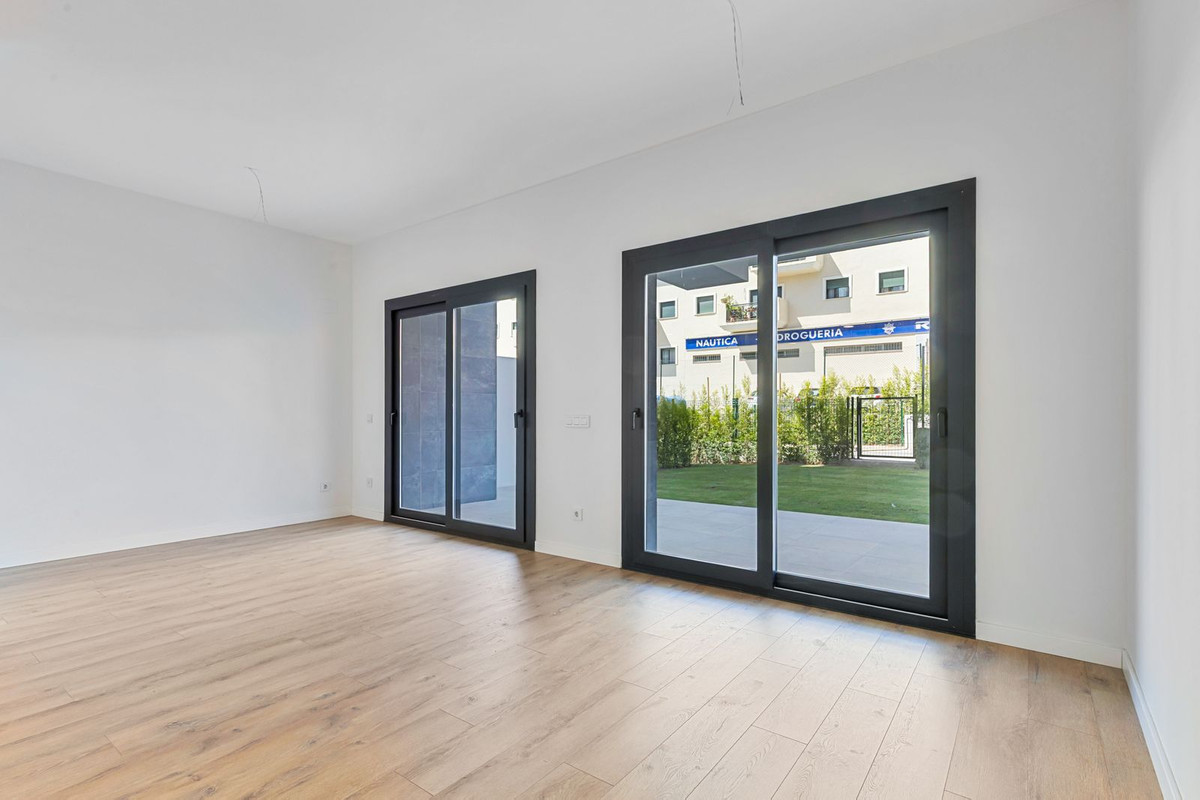 Appartement te koop in Estepona | 2 slaapkamers H5437429