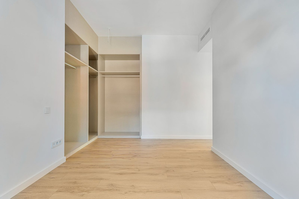 Appartement te koop in Estepona | 2 slaapkamers H5437429