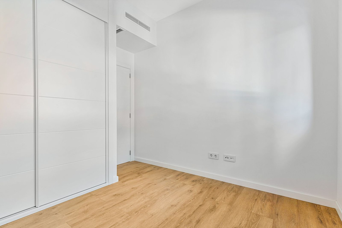Appartement te koop in Estepona | 2 slaapkamers H5437429