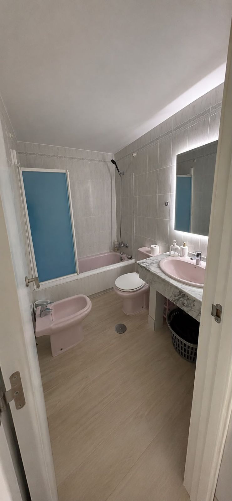 Penthouse te koop in Estepona | 5 slaapkamers H5437588