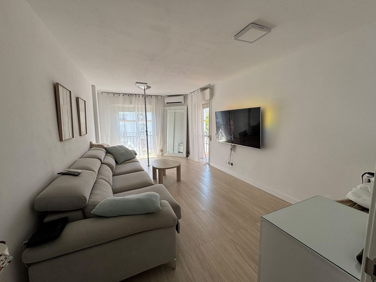 Penthouse te koop in Estepona | 5 slaapkamers H5437588