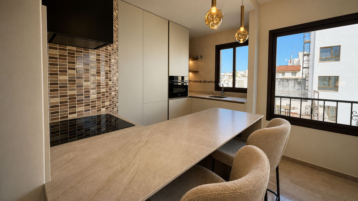 Appartement te koop in Estepona | 2 slaapkamers H5438368
