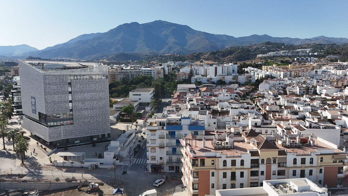 Appartement te koop in Estepona | 2 slaapkamers H5438368