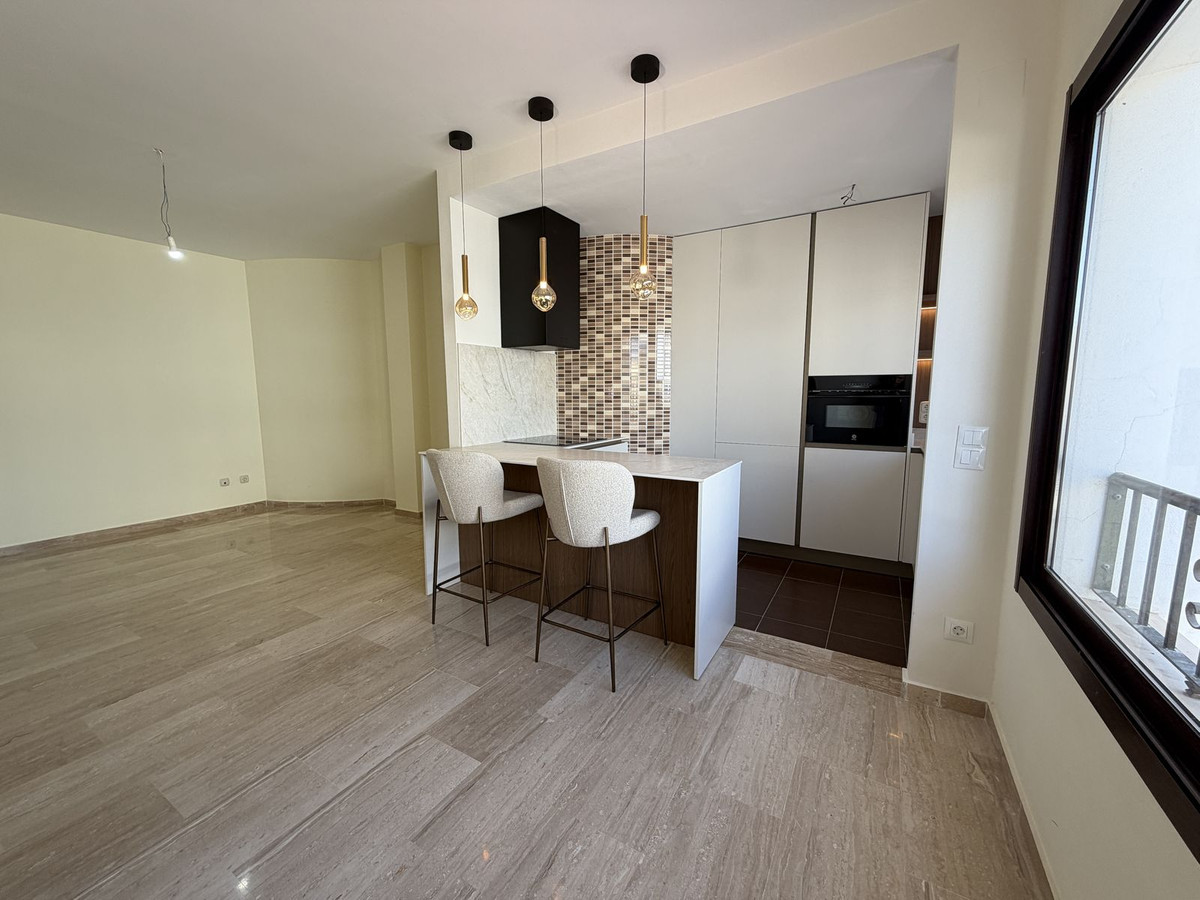 Appartement te koop in Estepona | 2 slaapkamers H5438368