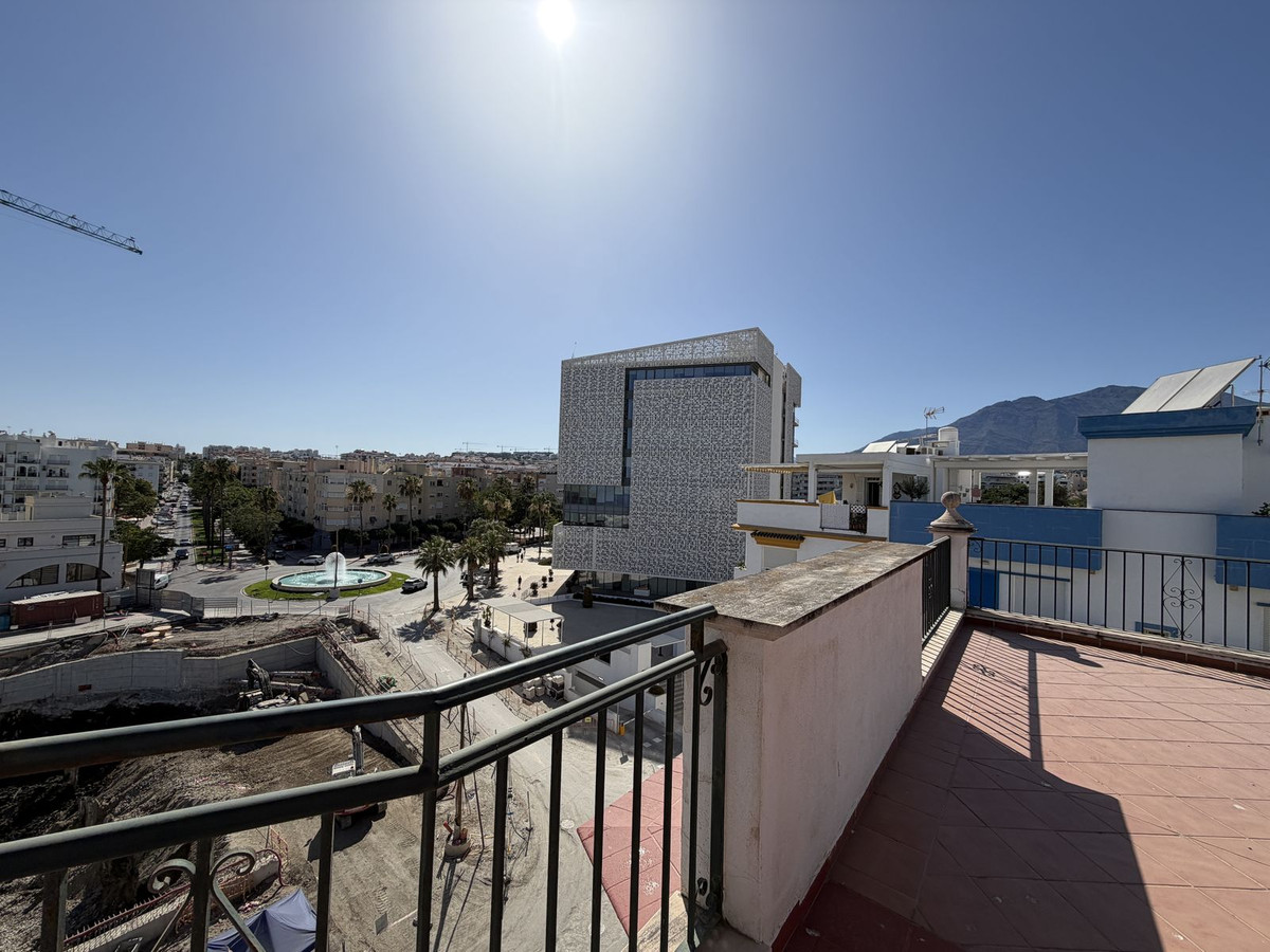 Appartement te koop in Estepona | 2 slaapkamers H5438368