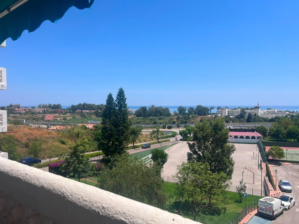 Appartement te koop in Estepona | 3 slaapkamers H5438860