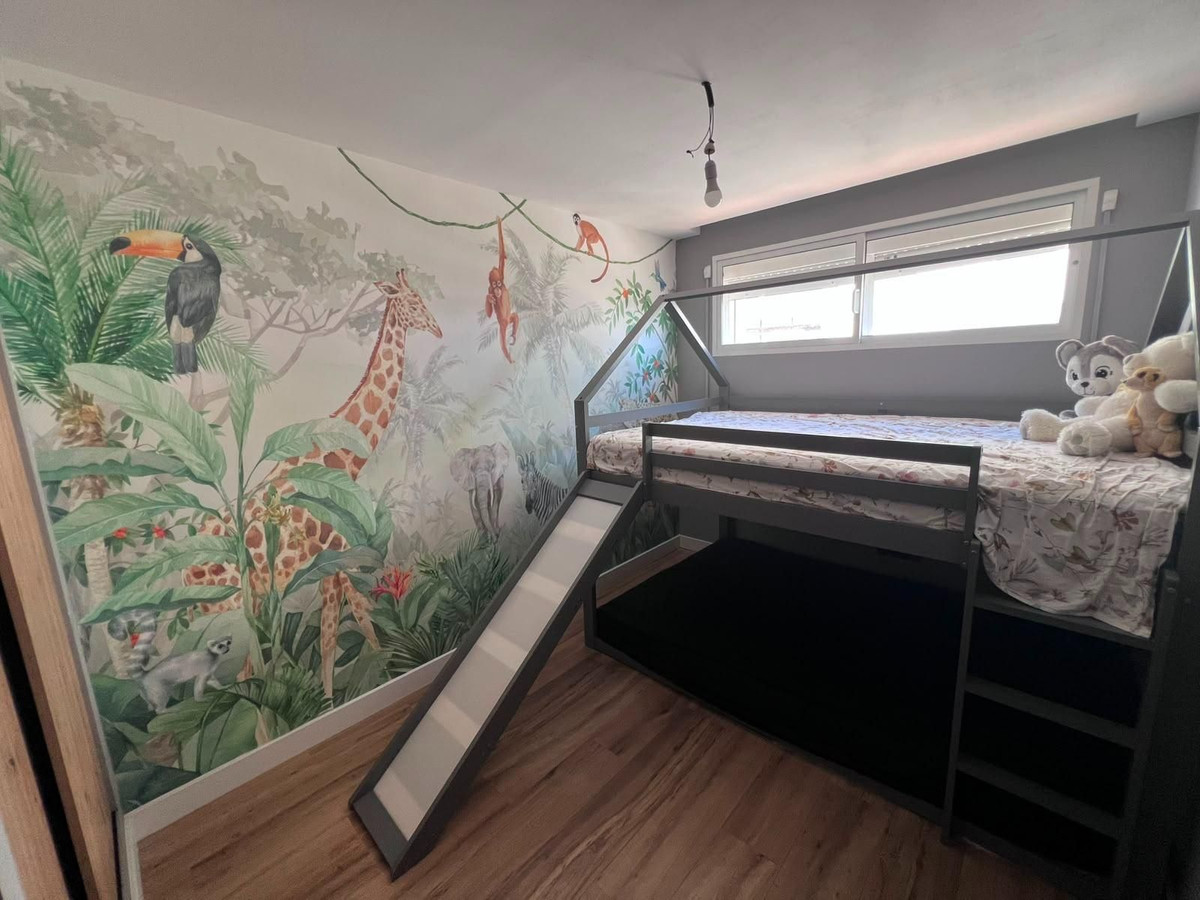 Appartement te koop in Estepona | 3 slaapkamers H5438860