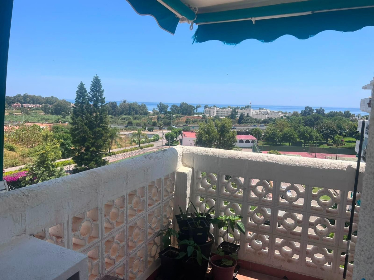 Appartement te koop in Estepona | 3 slaapkamers H5438860