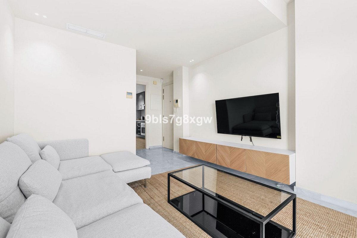 Appartement te koop in Estepona | 2 slaapkamers H5439541