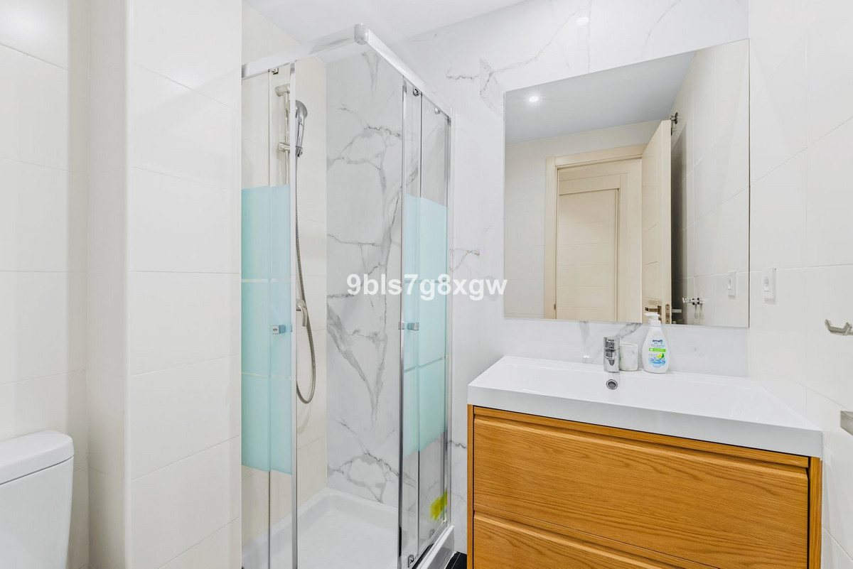 Appartement te koop in Estepona | 2 slaapkamers H5439541