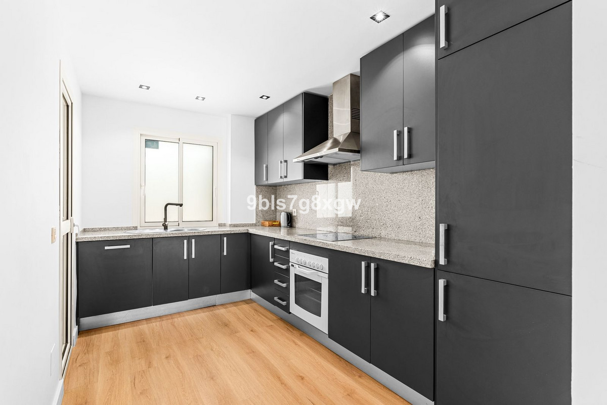 Appartement te koop in Estepona | 2 slaapkamers H5439541