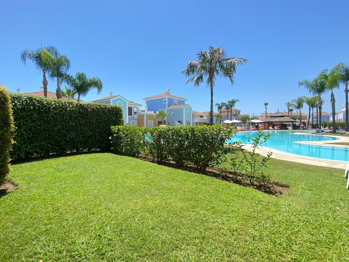 Appartement te koop in Estepona | 2 slaapkamers H5439850