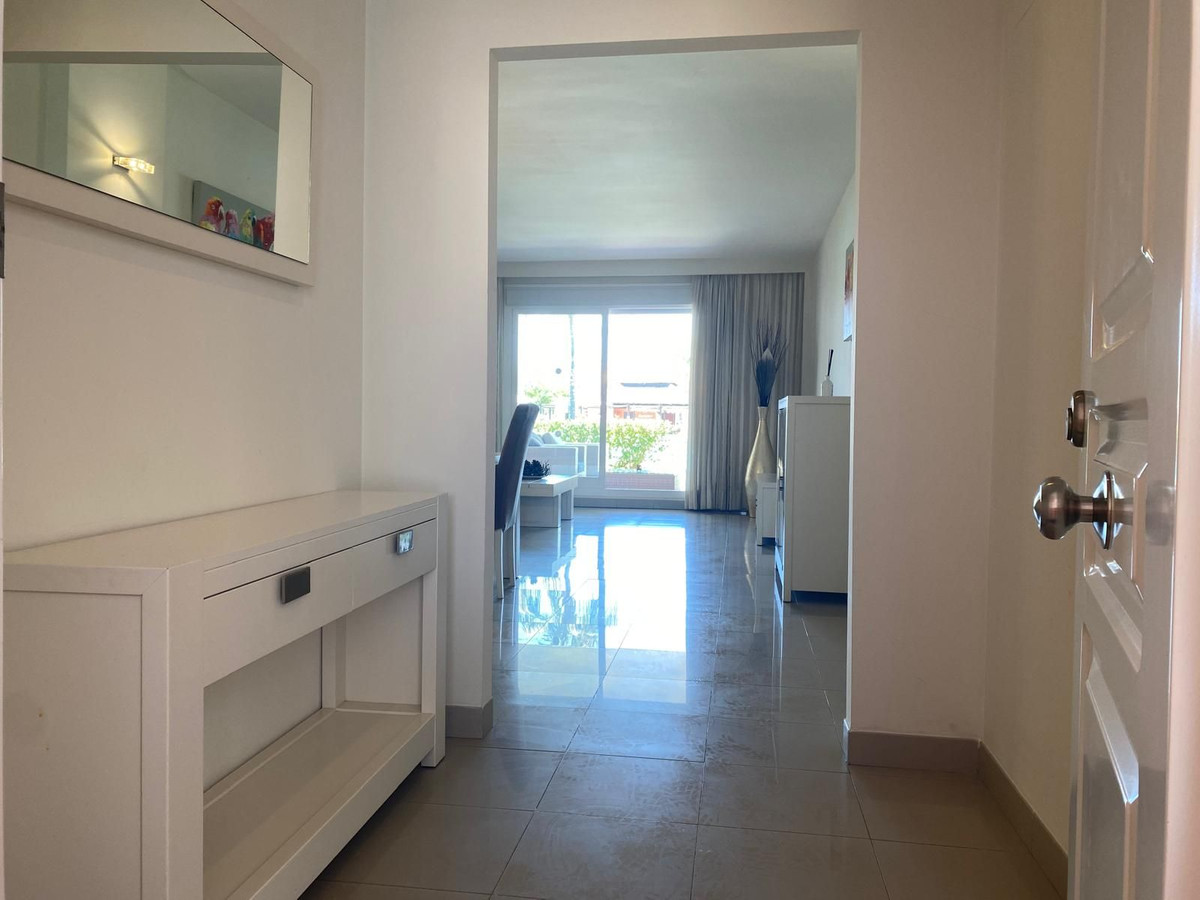 Appartement te koop in Estepona | 2 slaapkamers H5439850