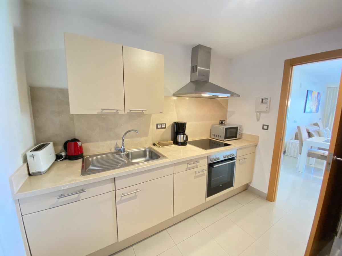 Appartement te koop in Estepona | 2 slaapkamers H5439850