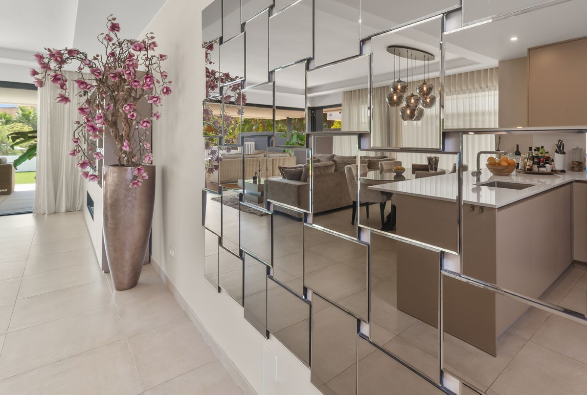 Appartement te koop in Estepona | 3 slaapkamers H5440417