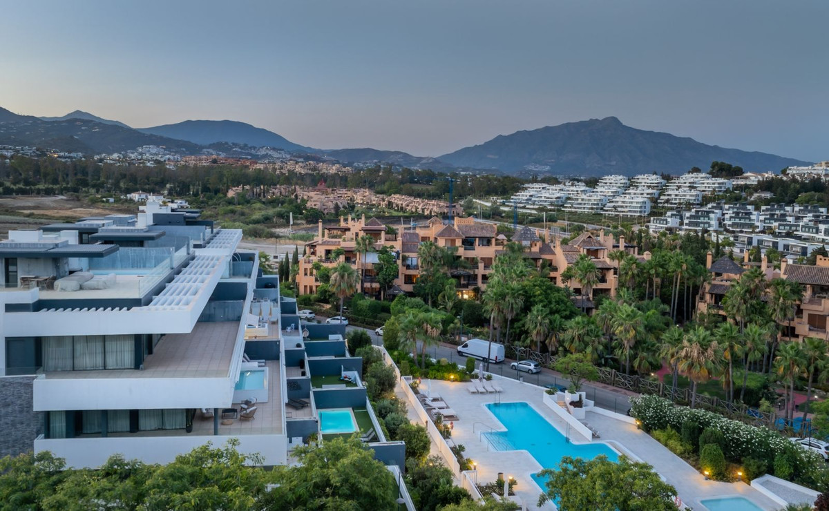 Appartement te koop in Estepona | 3 slaapkamers H5440417