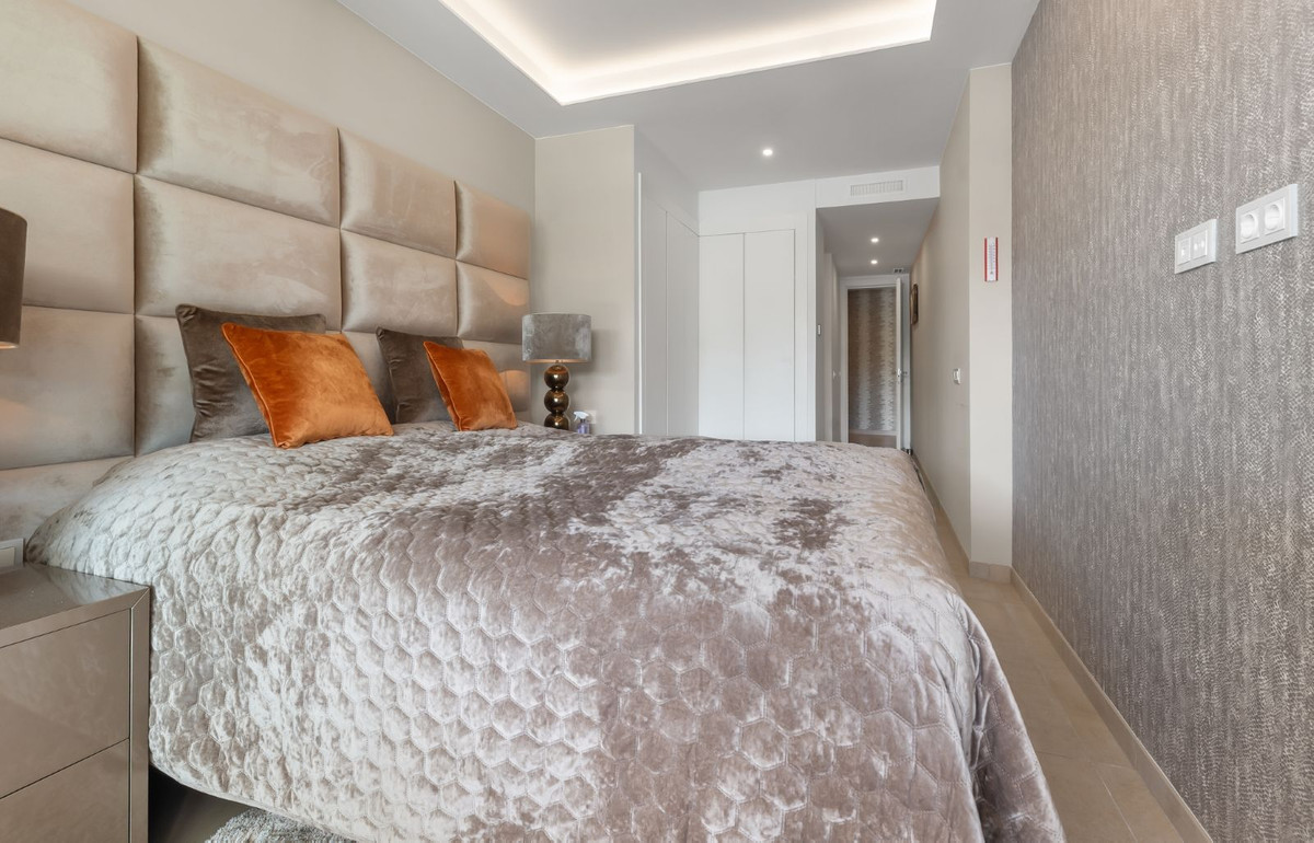 Appartement te koop in Estepona | 3 slaapkamers H5440417