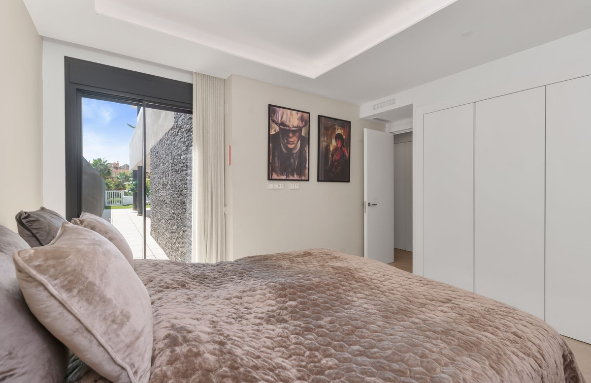 Appartement te koop in Estepona | 3 slaapkamers H5440417