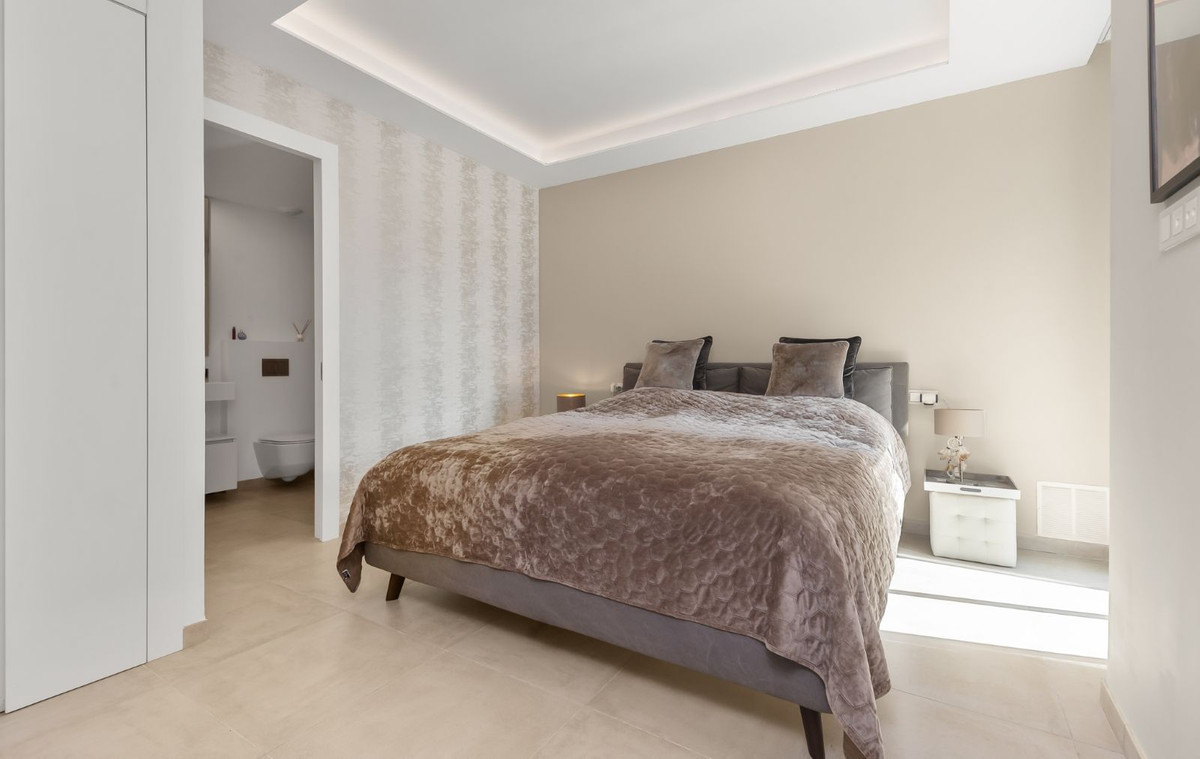 Appartement te koop in Estepona | 3 slaapkamers H5440417