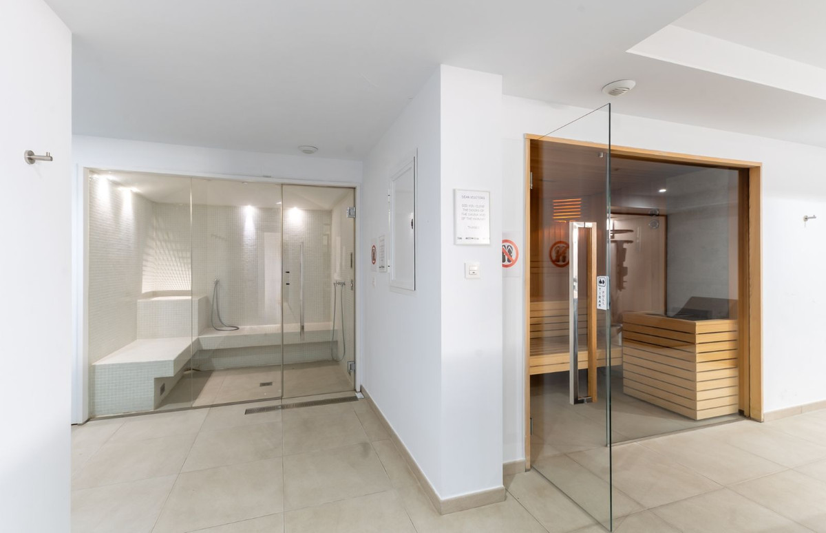 Appartement te koop in Estepona | 3 slaapkamers H5440417