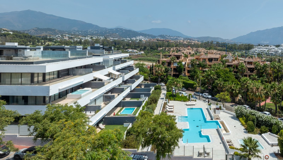 Appartement te koop in Estepona | 3 slaapkamers H5440417