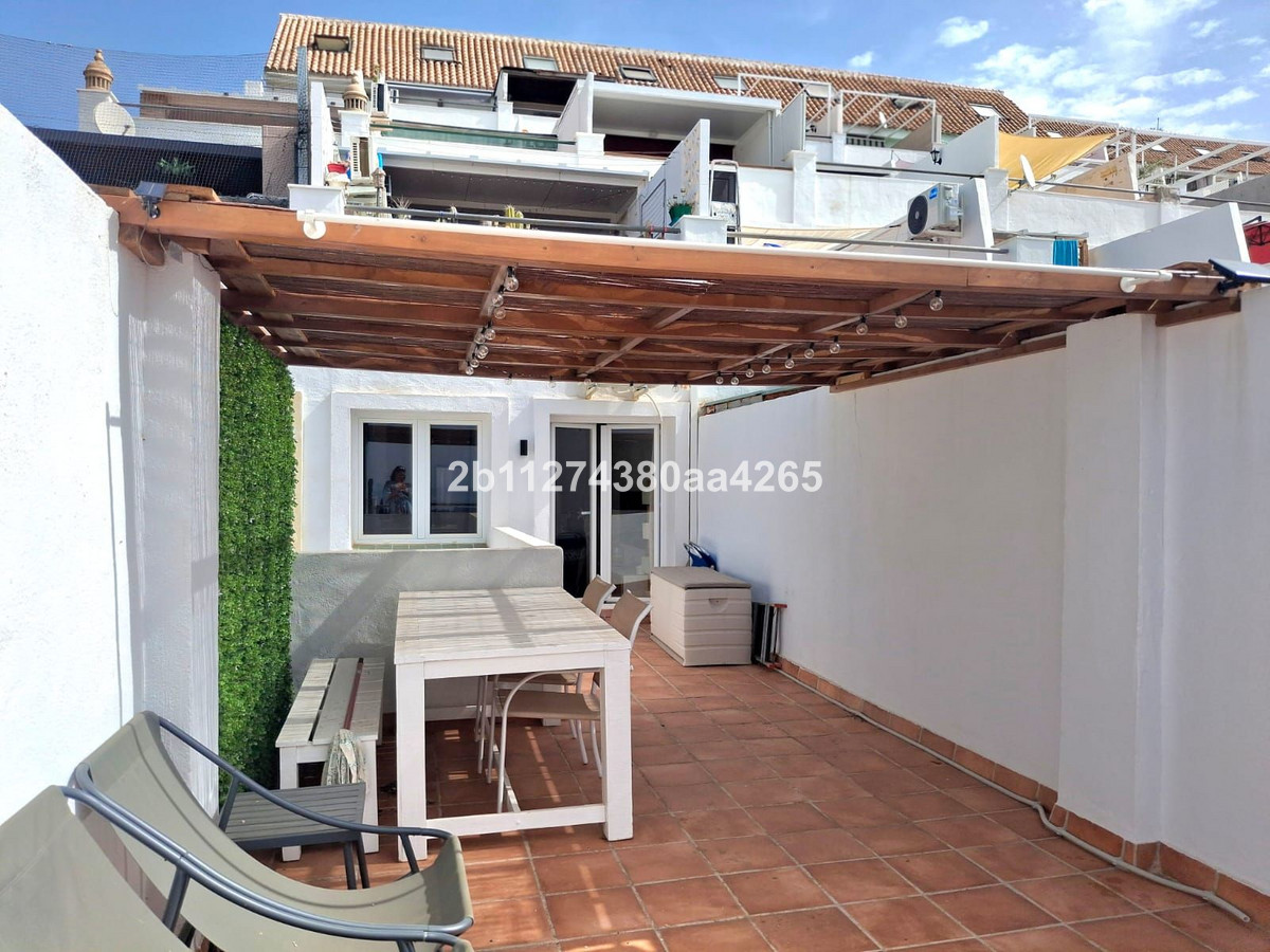 Duplex te koop in Estepona | 1 slaapkamers H5440561