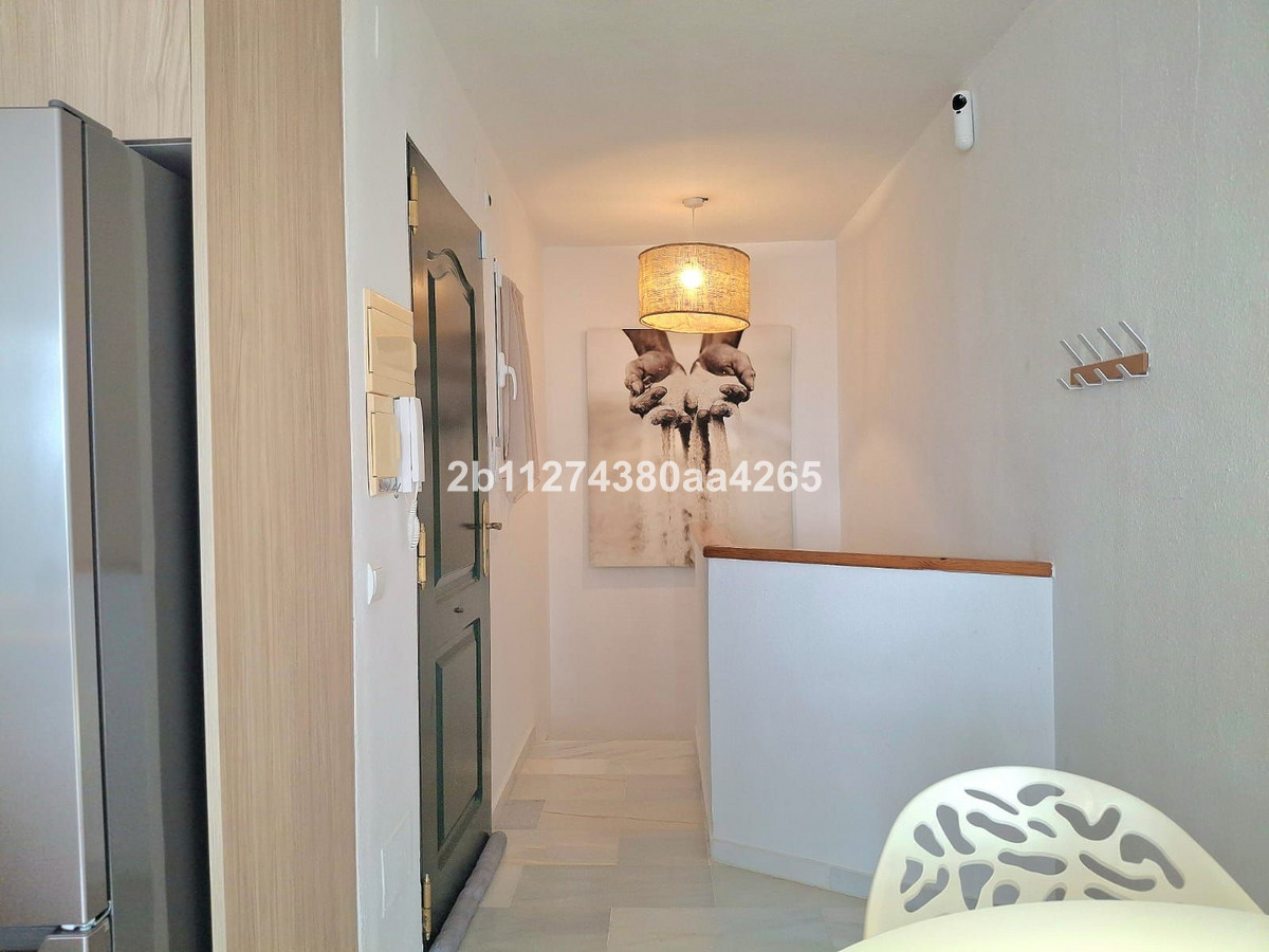 Duplex te koop in Estepona | 1 slaapkamers H5440561