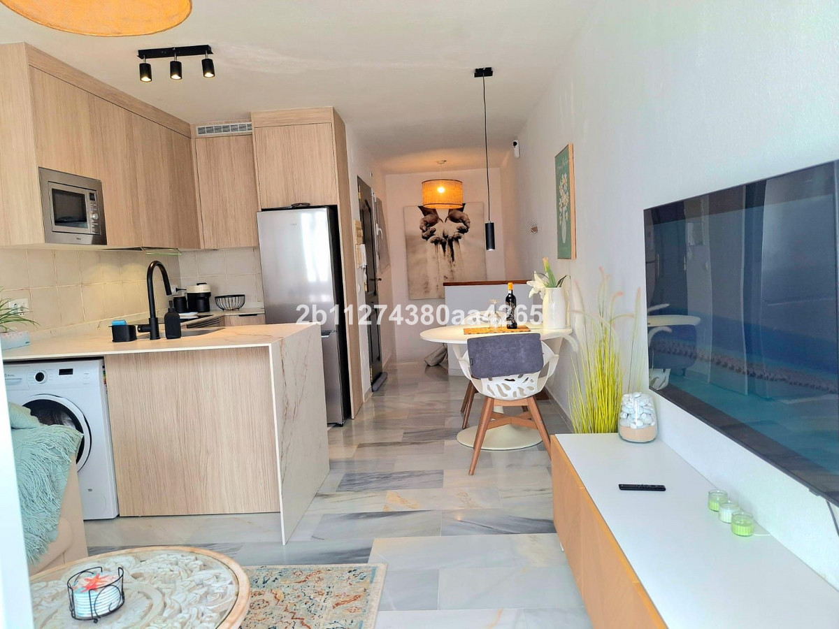 Duplex te koop in Estepona | 1 slaapkamers H5440561