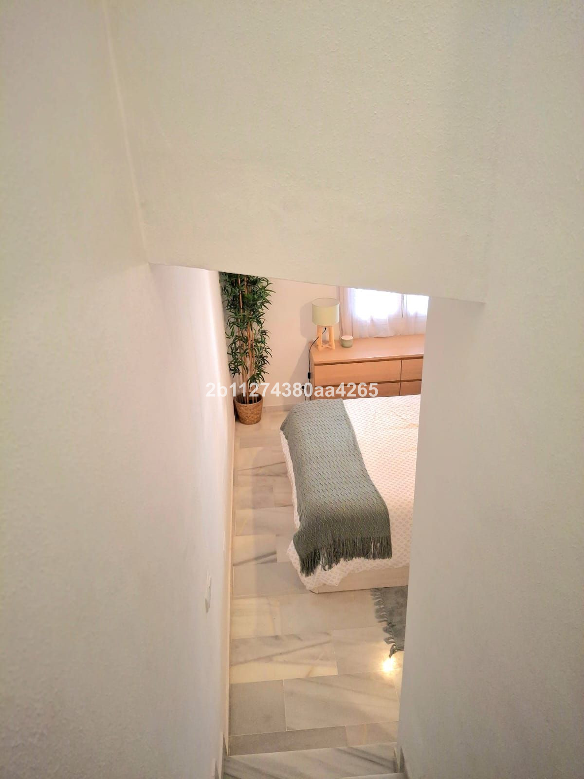Duplex te koop in Estepona | 1 slaapkamers H5440561