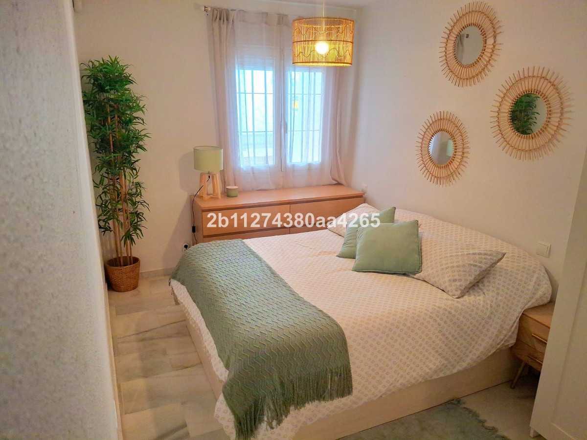 Duplex te koop in Estepona | 1 slaapkamers H5440561