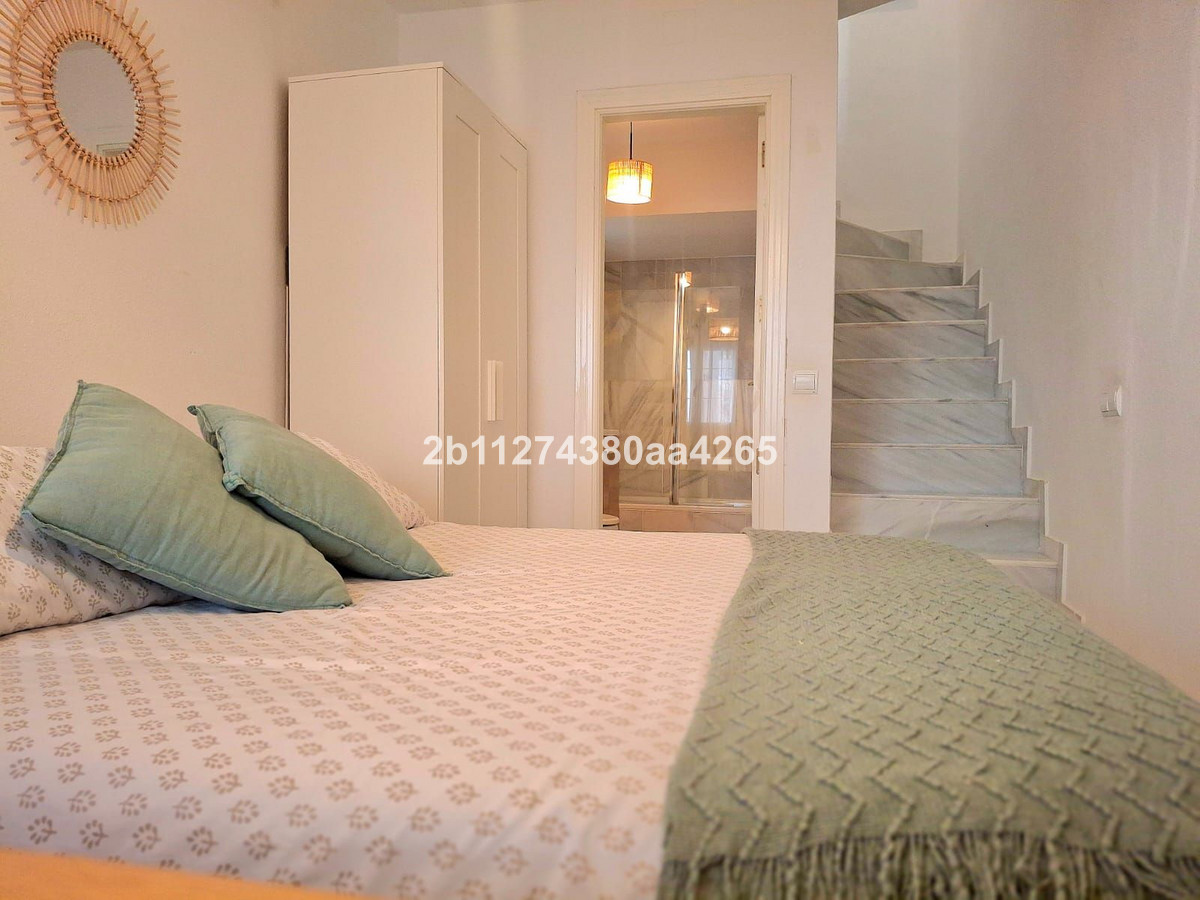 Duplex te koop in Estepona | 1 slaapkamers H5440561