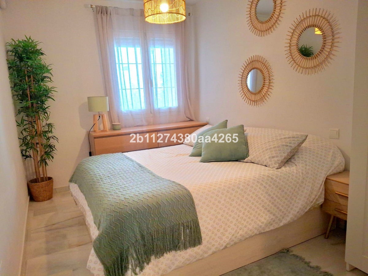Duplex te koop in Estepona | 1 slaapkamers H5440561