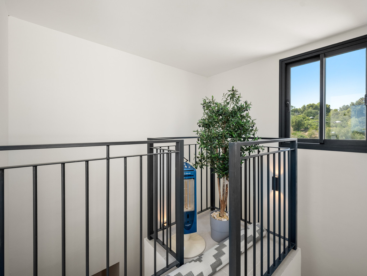 Appartement te koop in Estepona | 2 slaapkamers H5440702