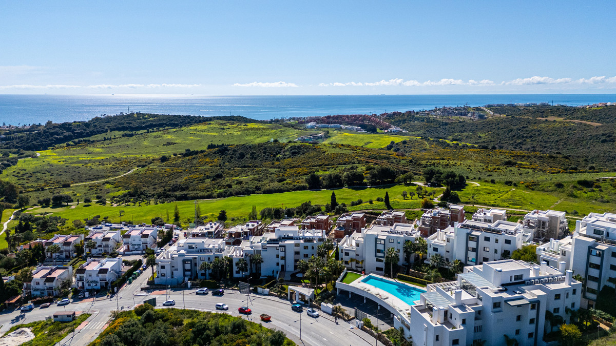 Appartement te koop in Estepona | 2 slaapkamers H5440702