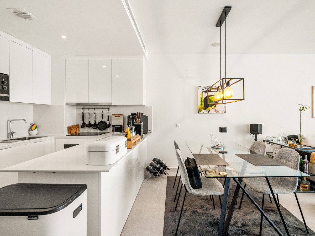 Appartement te koop in Estepona | 2 slaapkamers H5440702