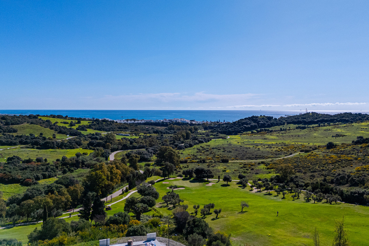 Appartement te koop in Estepona | 2 slaapkamers H5440702