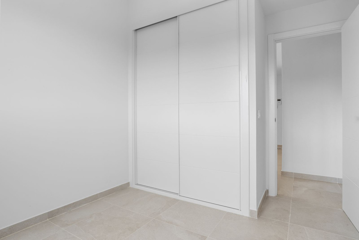 Penthouse te koop in Estepona | 3 slaapkamers H5441068