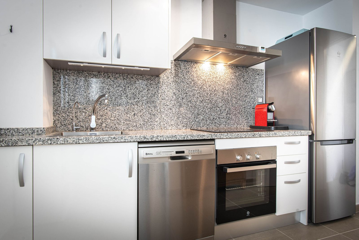 Appartement te koop in Estepona | 2 slaapkamers H5441077