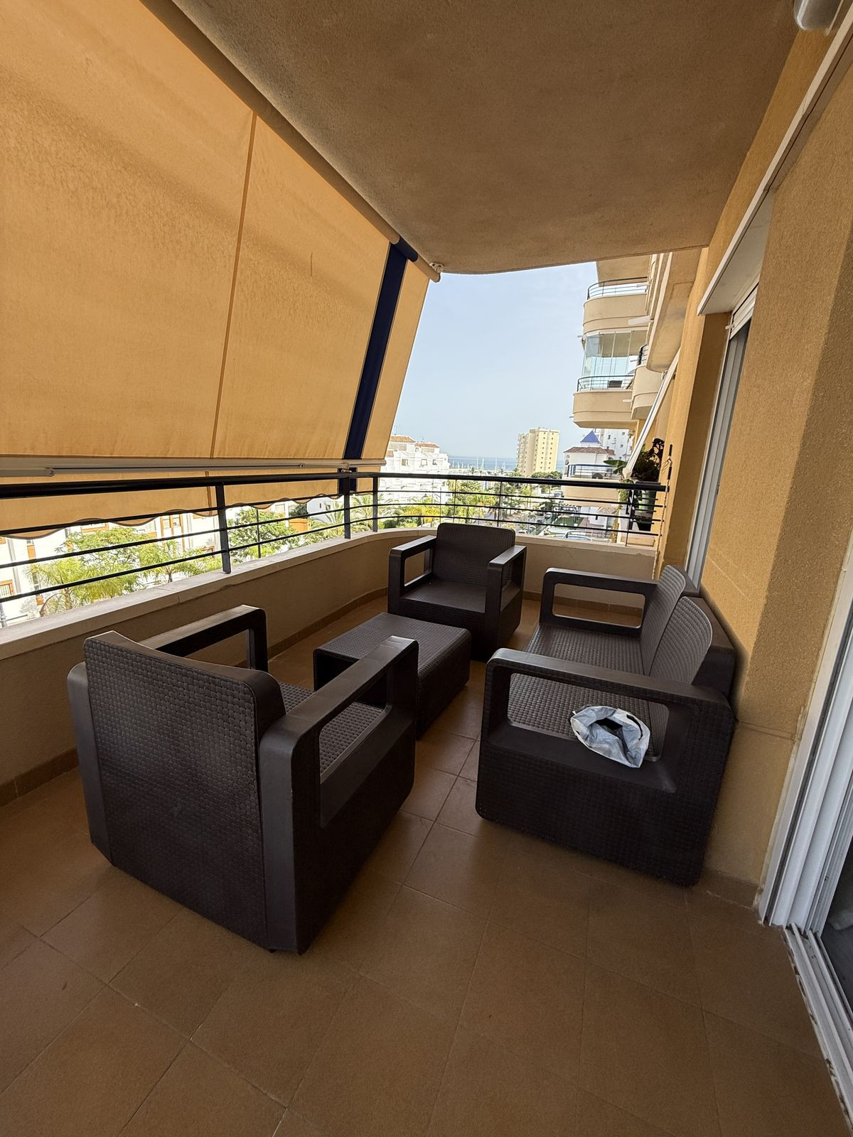 Appartement te koop in Estepona | 1 slaapkamers H5441179
