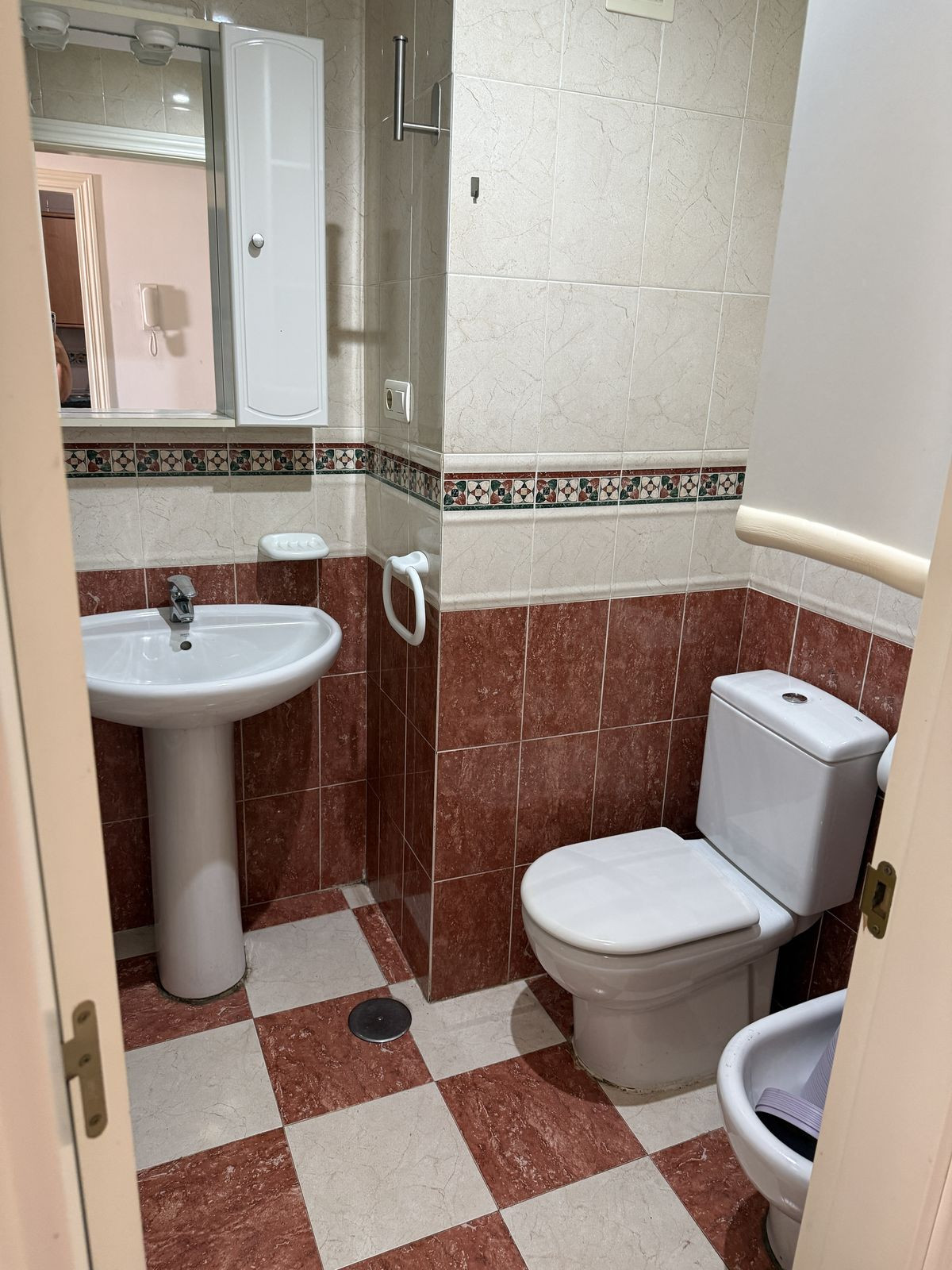 Appartement te koop in Estepona | 1 slaapkamers H5441179